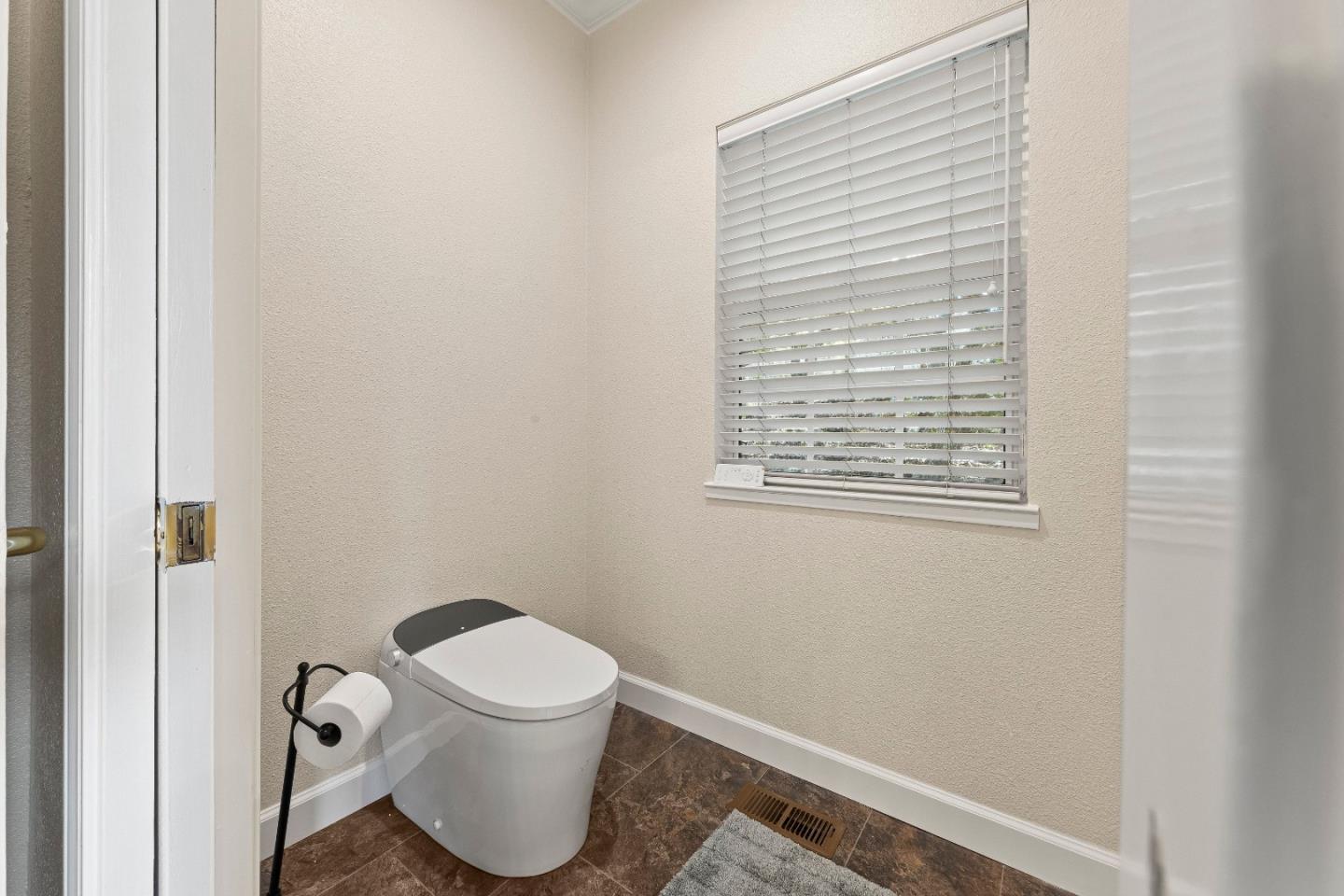Detail Gallery Image 35 of 114 For 17417 Blue Jay Dr, Morgan Hill,  CA 95037 - 4 Beds | 4/1 Baths