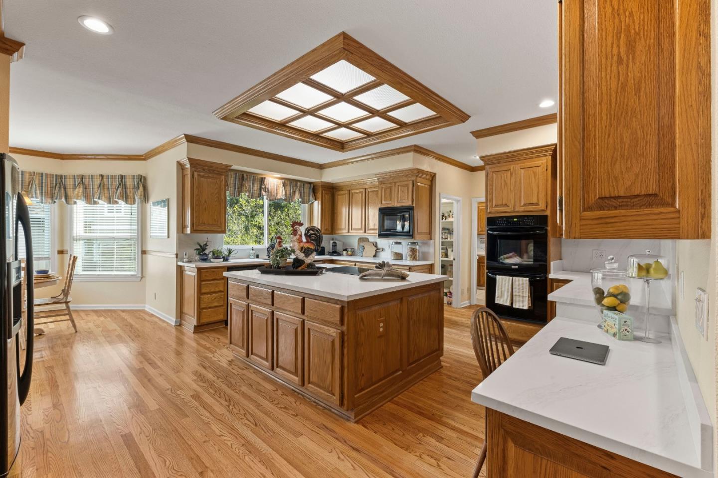 Detail Gallery Image 37 of 114 For 17417 Blue Jay Dr, Morgan Hill,  CA 95037 - 4 Beds | 4/1 Baths