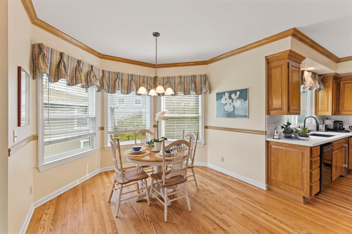 Detail Gallery Image 43 of 114 For 17417 Blue Jay Dr, Morgan Hill,  CA 95037 - 4 Beds | 4/1 Baths