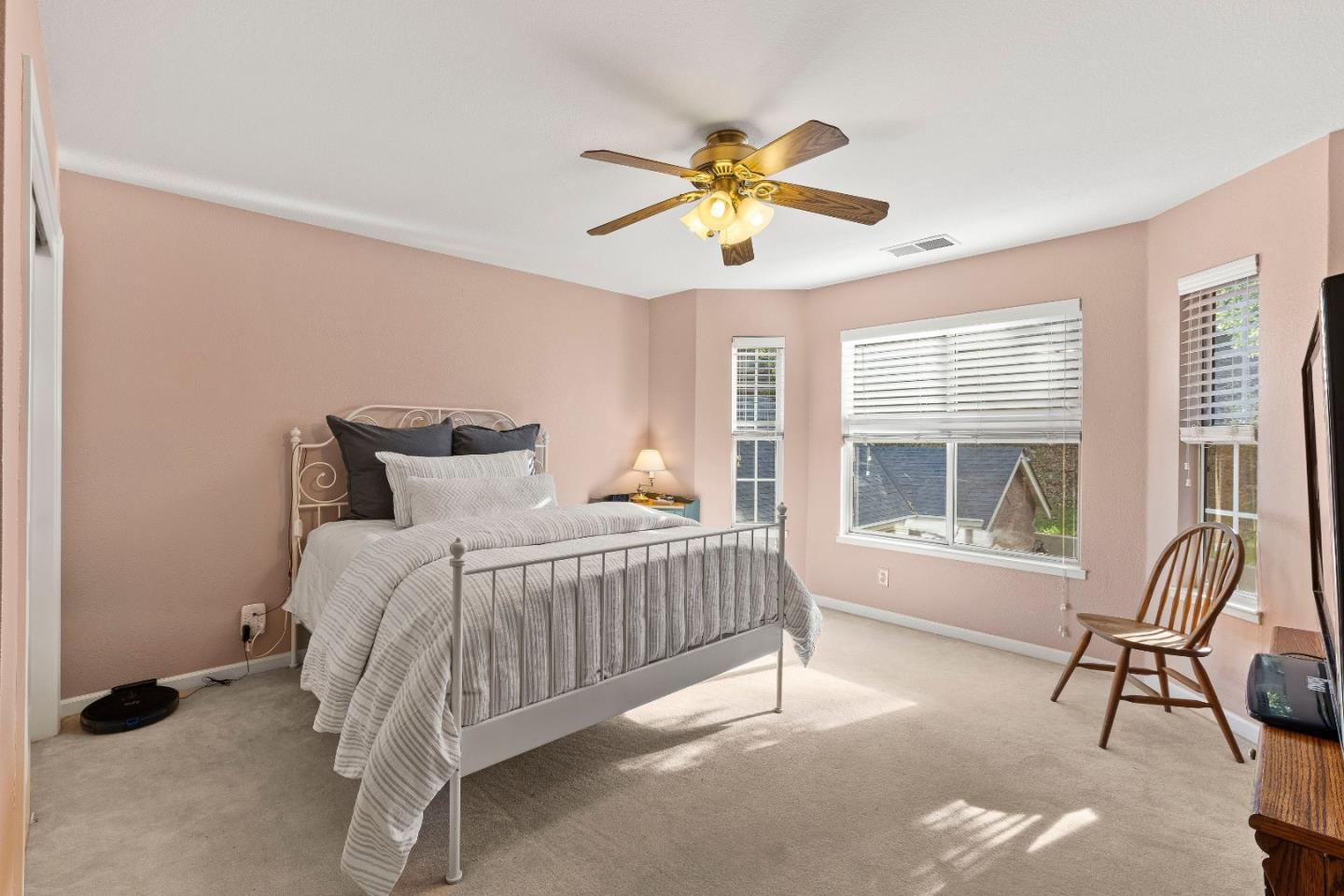 Detail Gallery Image 68 of 114 For 17417 Blue Jay Dr, Morgan Hill,  CA 95037 - 4 Beds | 4/1 Baths