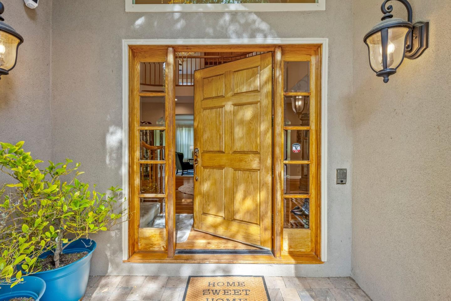 Detail Gallery Image 9 of 114 For 17417 Blue Jay Dr, Morgan Hill,  CA 95037 - 4 Beds | 4/1 Baths