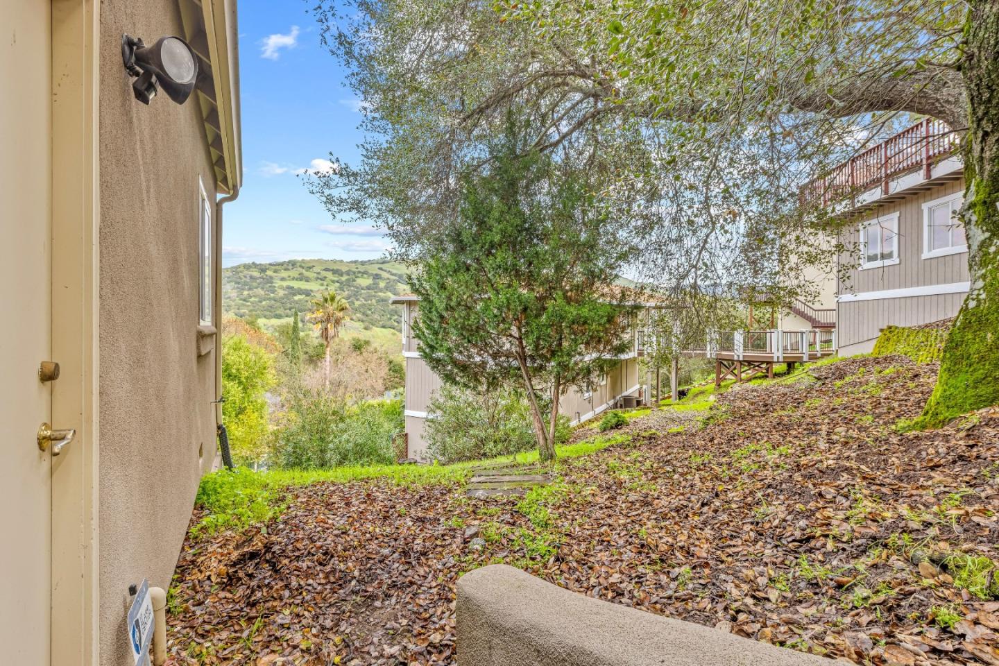 Detail Gallery Image 93 of 114 For 17417 Blue Jay Dr, Morgan Hill,  CA 95037 - 4 Beds | 4/1 Baths