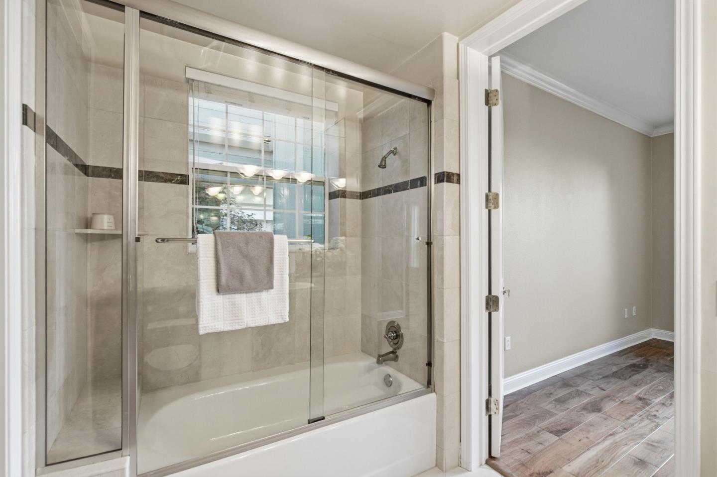 Photo #31: ML82038963 Listing: Photo #31