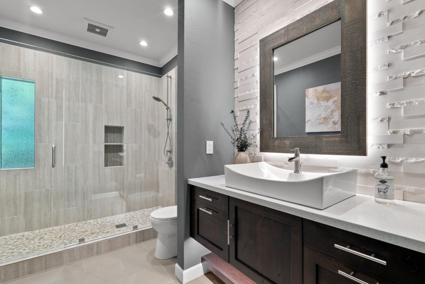 Detail Gallery Image 30 of 117 For 101 Endlich Dr, Santa Cruz,  CA 95060 - 5 Beds | 3/1 Baths