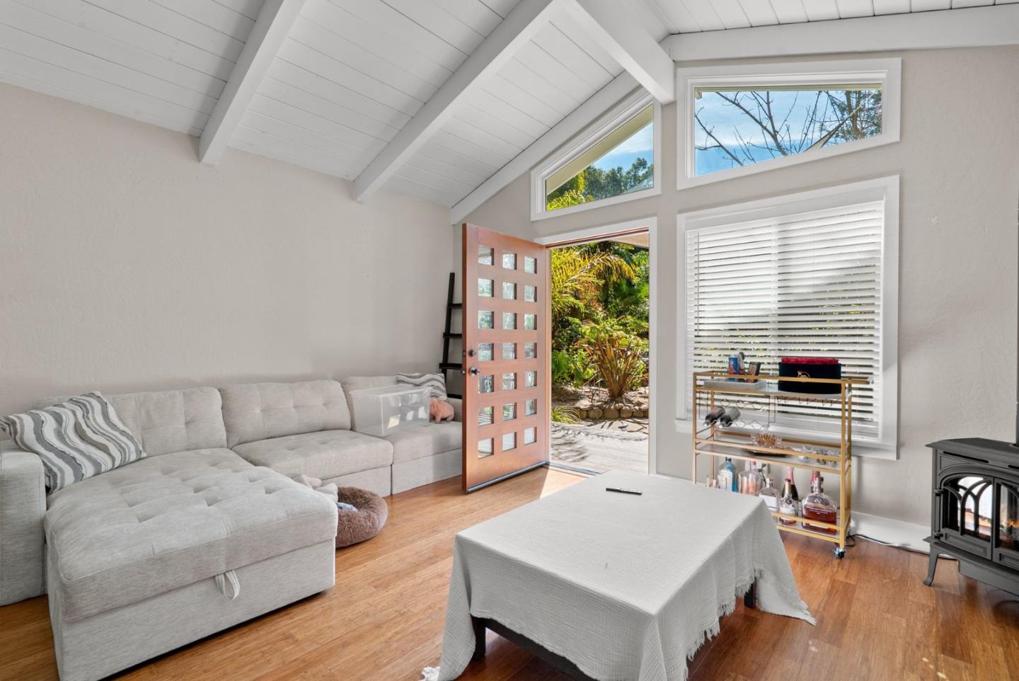 Detail Gallery Image 47 of 117 For 101 Endlich Dr, Santa Cruz,  CA 95060 - 5 Beds | 3/1 Baths