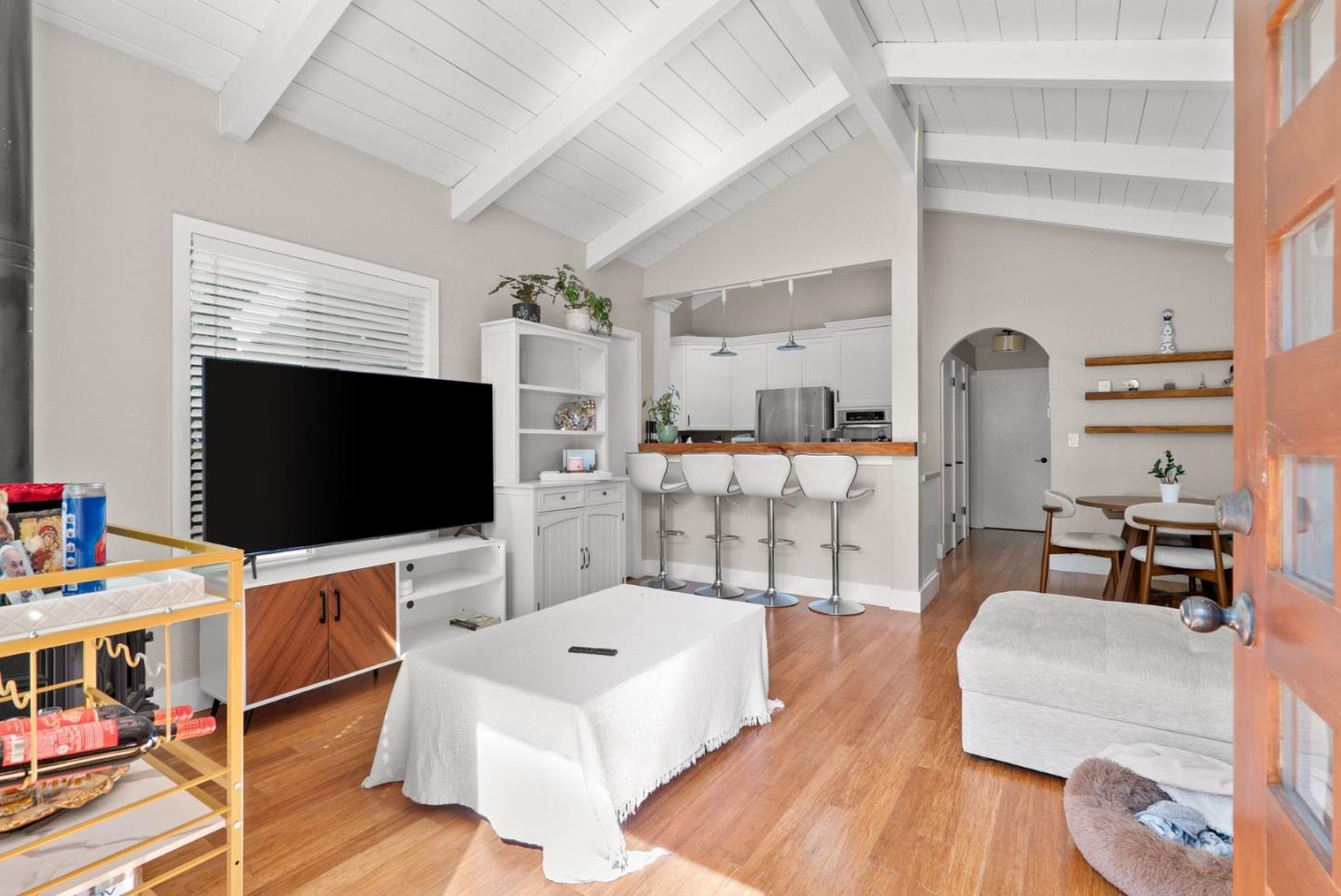 Detail Gallery Image 48 of 117 For 101 Endlich Dr, Santa Cruz,  CA 95060 - 5 Beds | 3/1 Baths