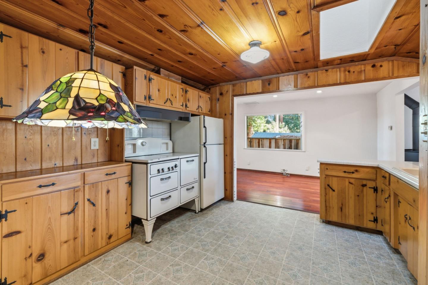 Detail Gallery Image 10 of 36 For 8965 Redwood Dr, Ben Lomond,  CA 95005 - 2 Beds | 2 Baths