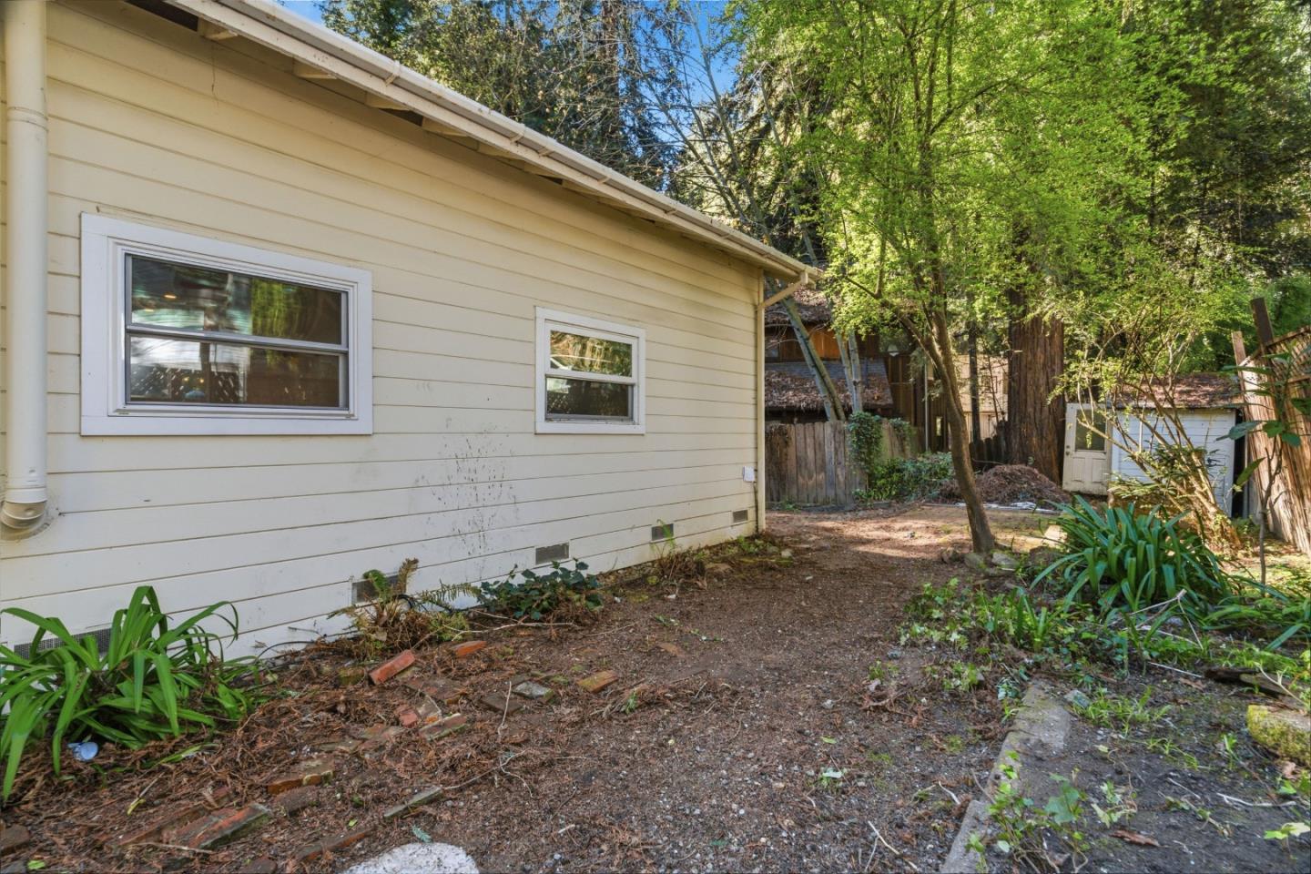 Detail Gallery Image 23 of 36 For 8965 Redwood Dr, Ben Lomond,  CA 95005 - 2 Beds | 2 Baths