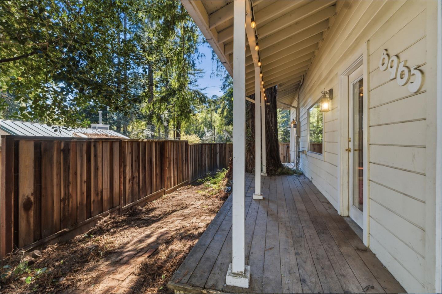 Detail Gallery Image 3 of 36 For 8965 Redwood Dr, Ben Lomond,  CA 95005 - 2 Beds | 2 Baths