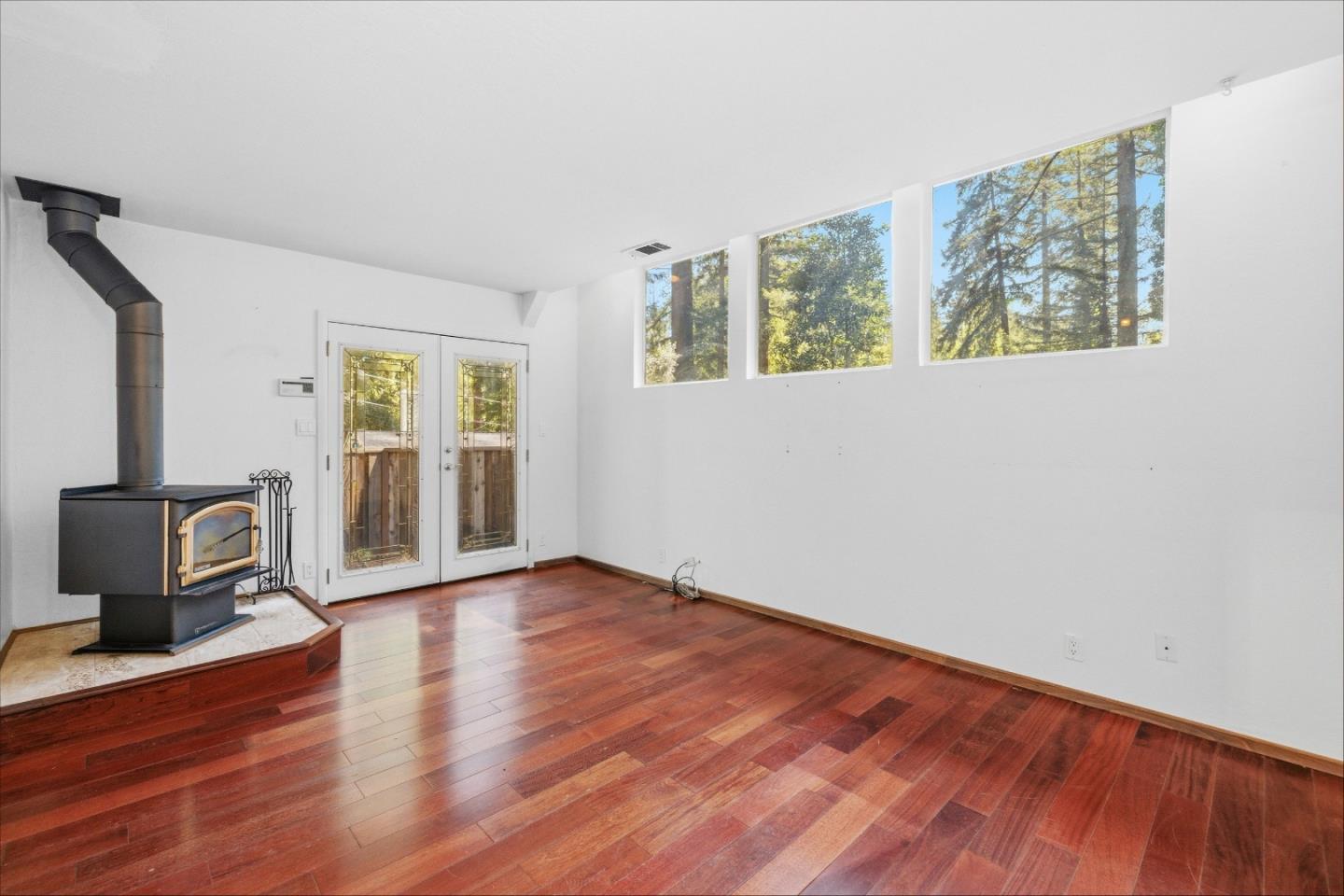 Detail Gallery Image 8 of 36 For 8965 Redwood Dr, Ben Lomond,  CA 95005 - 2 Beds | 2 Baths