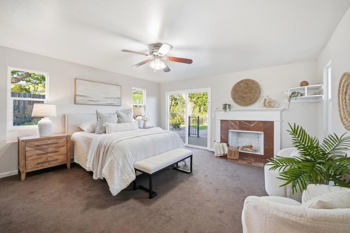 Detail Gallery Image 14 of 42 For 15605 Oakridge Ct, Morgan Hill,  CA 95037 - 5 Beds | 3 Baths