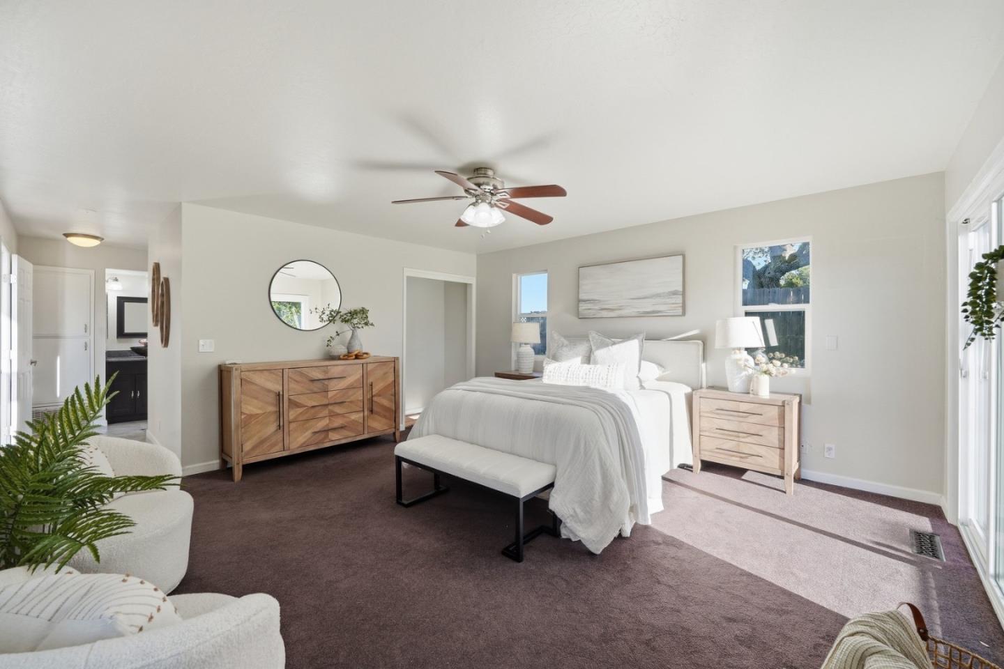 Detail Gallery Image 15 of 42 For 15605 Oakridge Ct, Morgan Hill,  CA 95037 - 5 Beds | 3 Baths