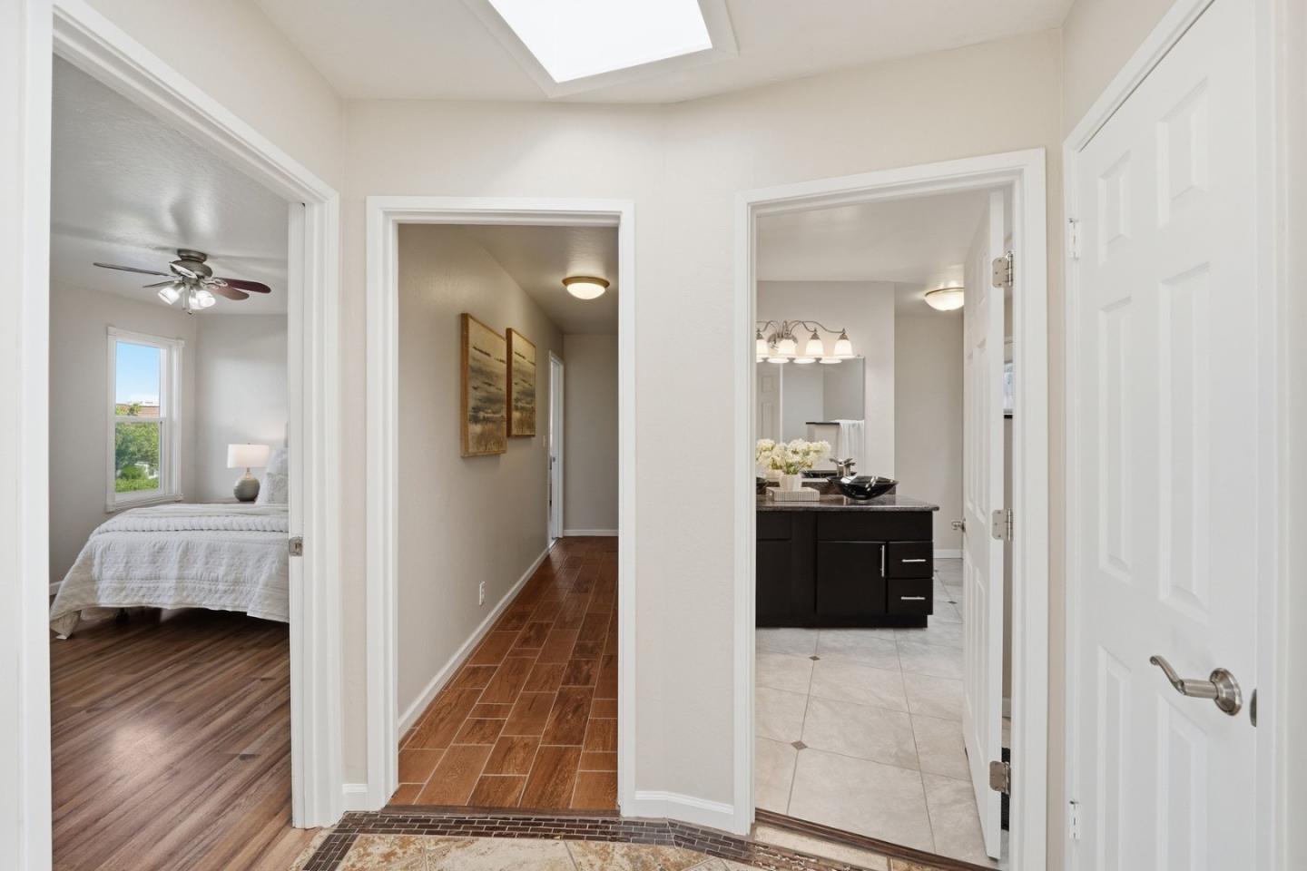 Detail Gallery Image 23 of 42 For 15605 Oakridge Ct, Morgan Hill,  CA 95037 - 5 Beds | 3 Baths