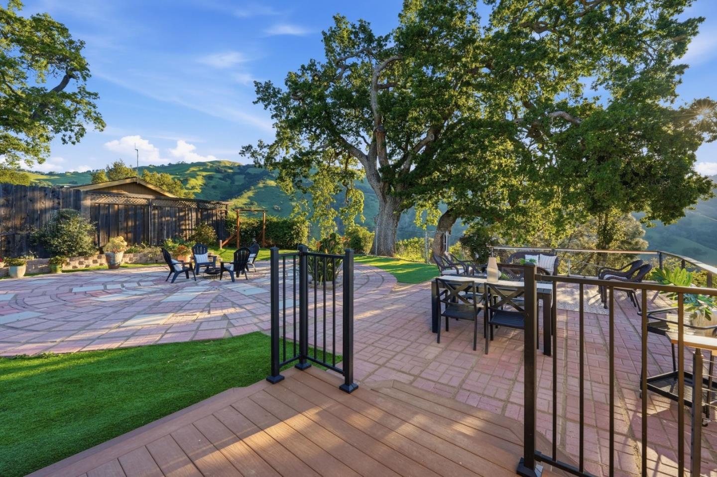 Detail Gallery Image 35 of 42 For 15605 Oakridge Ct, Morgan Hill,  CA 95037 - 5 Beds | 3 Baths