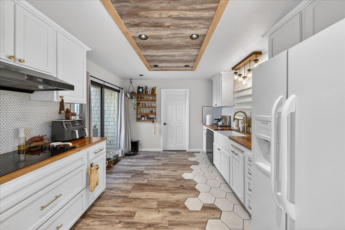 Detail Gallery Image 20 of 59 For 345 Donnas Ln, Hollister,  CA 95023 - 2 Beds | 2/1 Baths