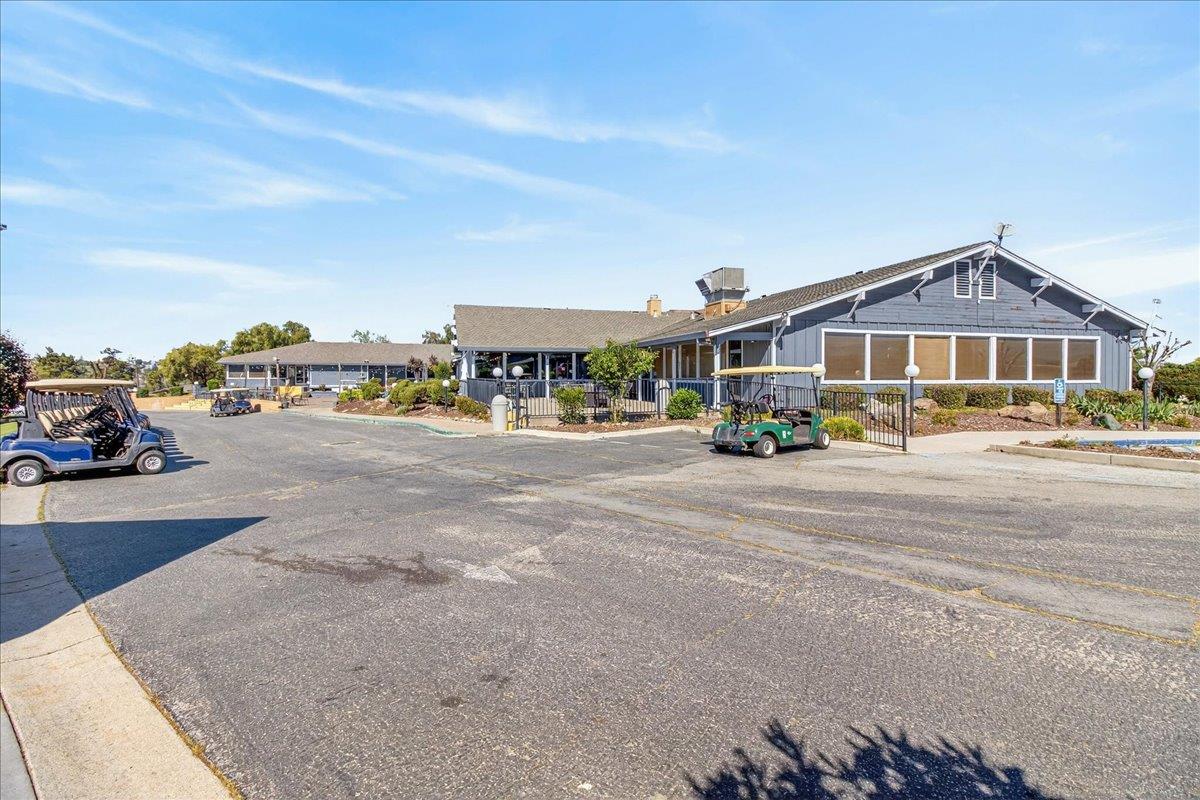 Detail Gallery Image 49 of 59 For 345 Donnas Ln, Hollister,  CA 95023 - 2 Beds | 2/1 Baths