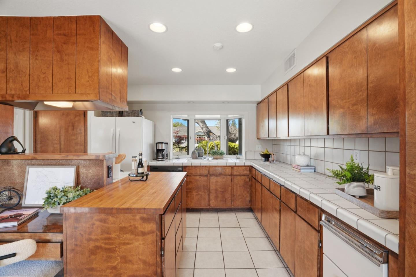 Detail Gallery Image 20 of 81 For 1670 Cabana Dr, San Jose,  CA 95125 - 4 Beds | 2 Baths