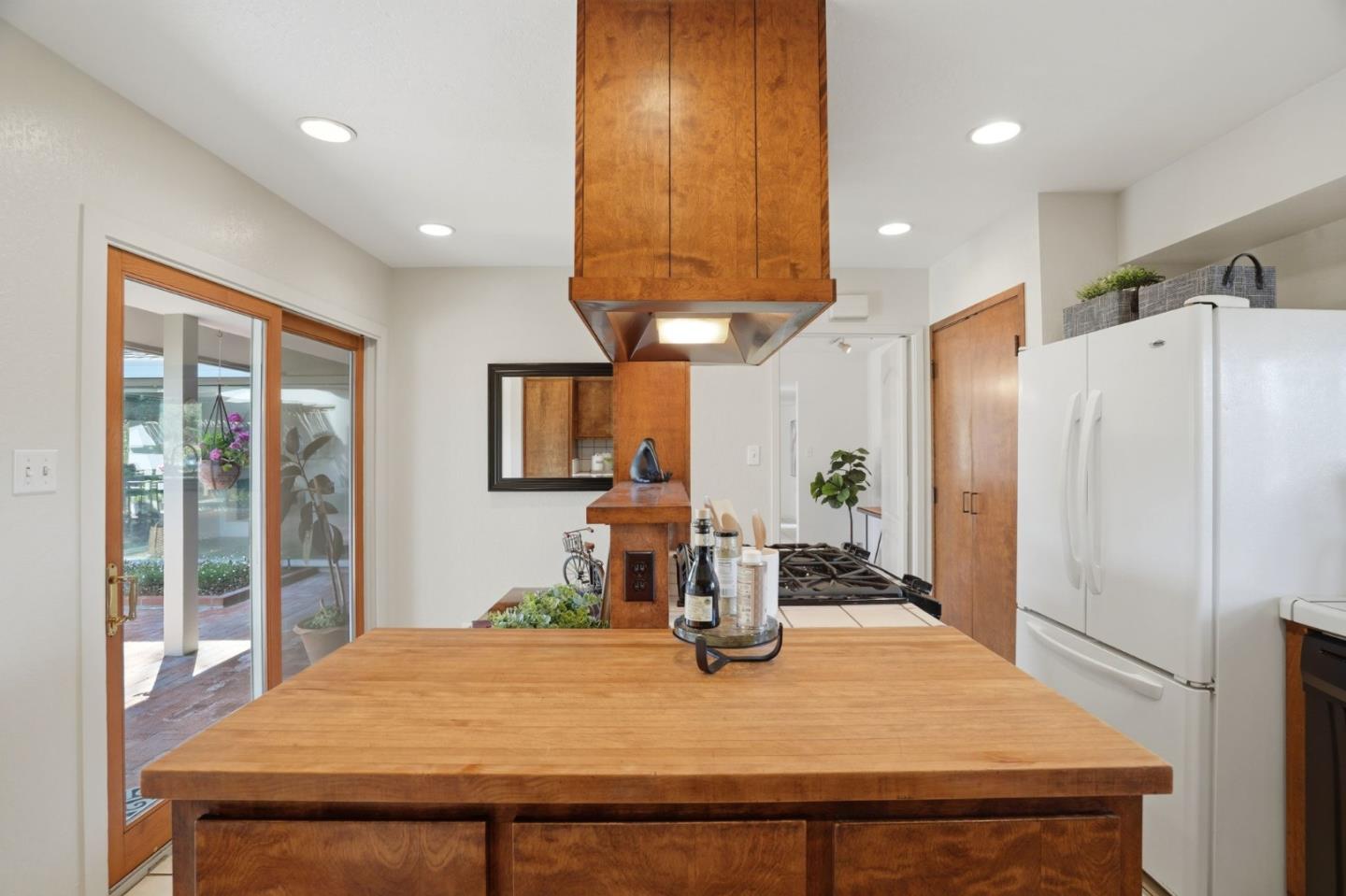 Detail Gallery Image 22 of 81 For 1670 Cabana Dr, San Jose,  CA 95125 - 4 Beds | 2 Baths