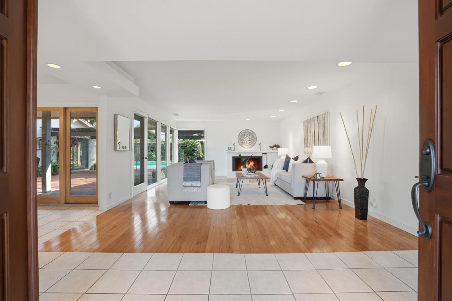 Detail Gallery Image 8 of 81 For 1670 Cabana Dr, San Jose,  CA 95125 - 4 Beds | 2 Baths