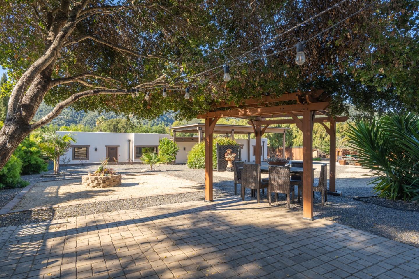 Detail Gallery Image 35 of 42 For 19 El Caminito, Carmel Valley,  CA 93924 - 4 Beds | 3 Baths