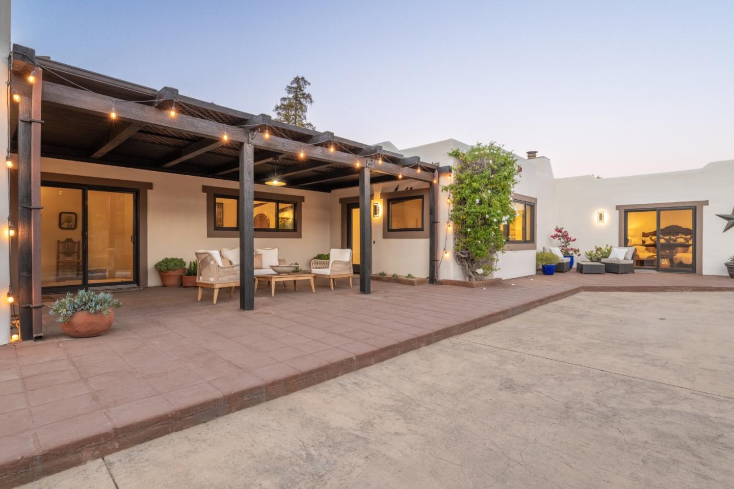 Detail Gallery Image 44 of 50 For 19 El Caminito, Carmel Valley,  CA 93924 - 4 Beds | 3 Baths