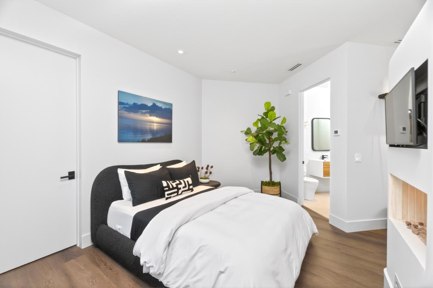 Detail Gallery Image 10 of 36 For 585 Riverside Dr, Napa,  CA 94559 - – Beds | – Baths