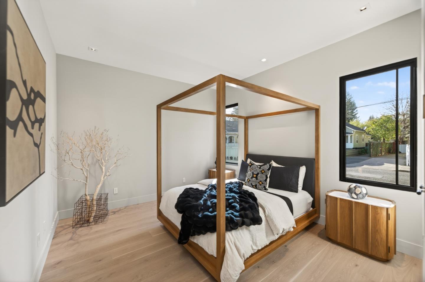 Detail Gallery Image 17 of 36 For 585 Riverside Dr, Napa,  CA 94559 - – Beds | – Baths