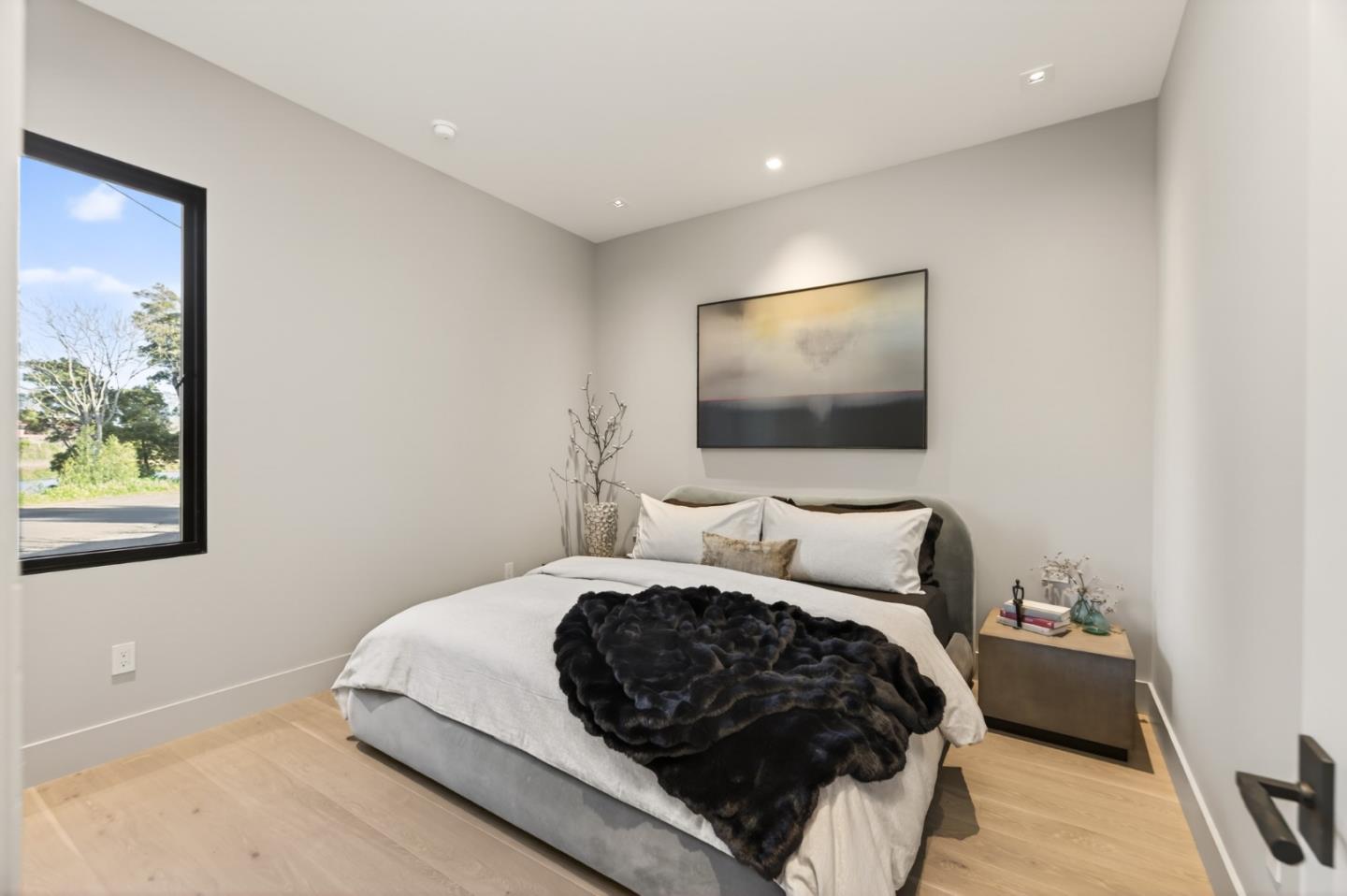 Detail Gallery Image 21 of 36 For 585 Riverside Dr, Napa,  CA 94559 - – Beds | – Baths