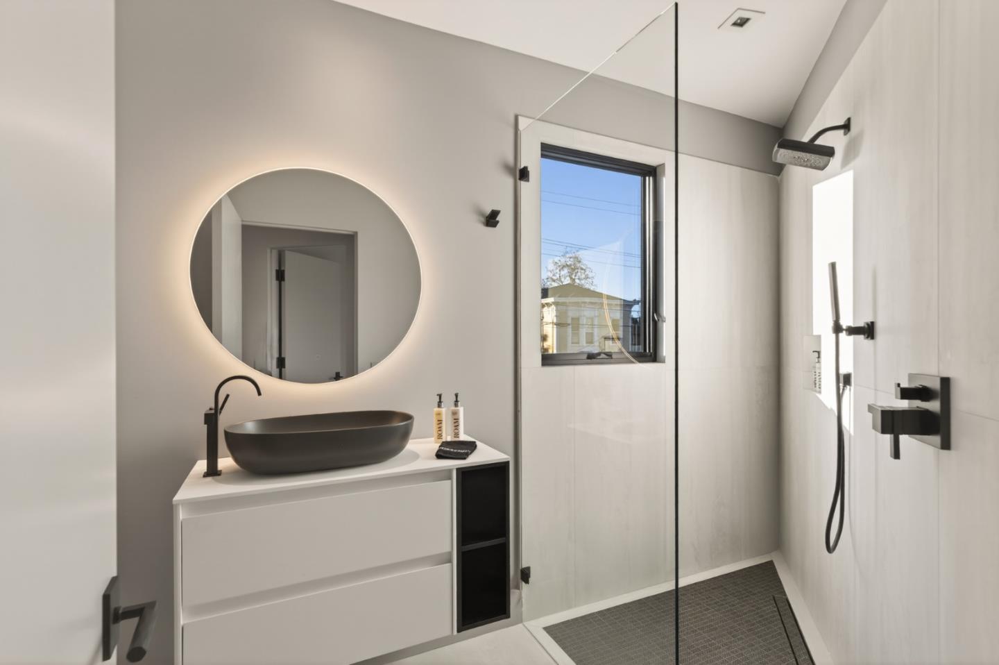 Detail Gallery Image 34 of 36 For 585 Riverside Dr, Napa,  CA 94559 - – Beds | – Baths