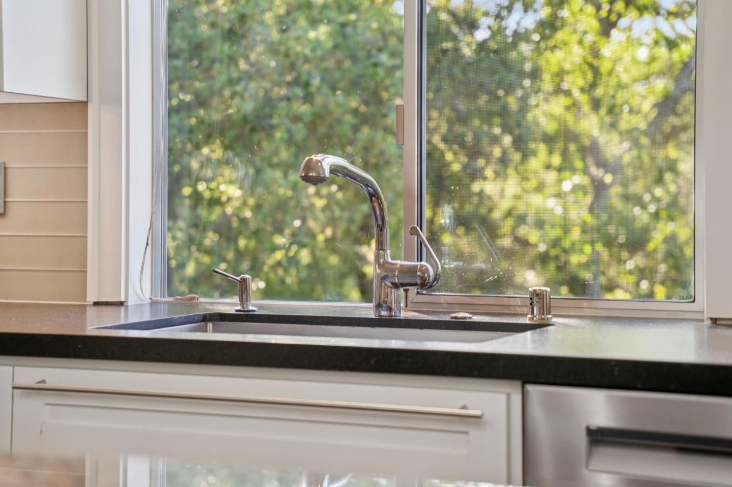 Detail Gallery Image 30 of 100 For 14990 Winchester Blvd, Los Gatos,  CA 95030 - 4 Beds | 3/2 Baths