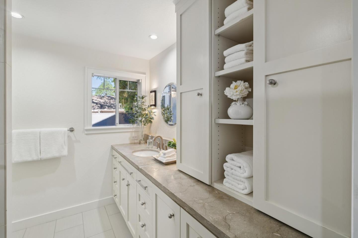 Detail Gallery Image 40 of 100 For 14990 Winchester Blvd, Los Gatos,  CA 95030 - 4 Beds | 3/2 Baths