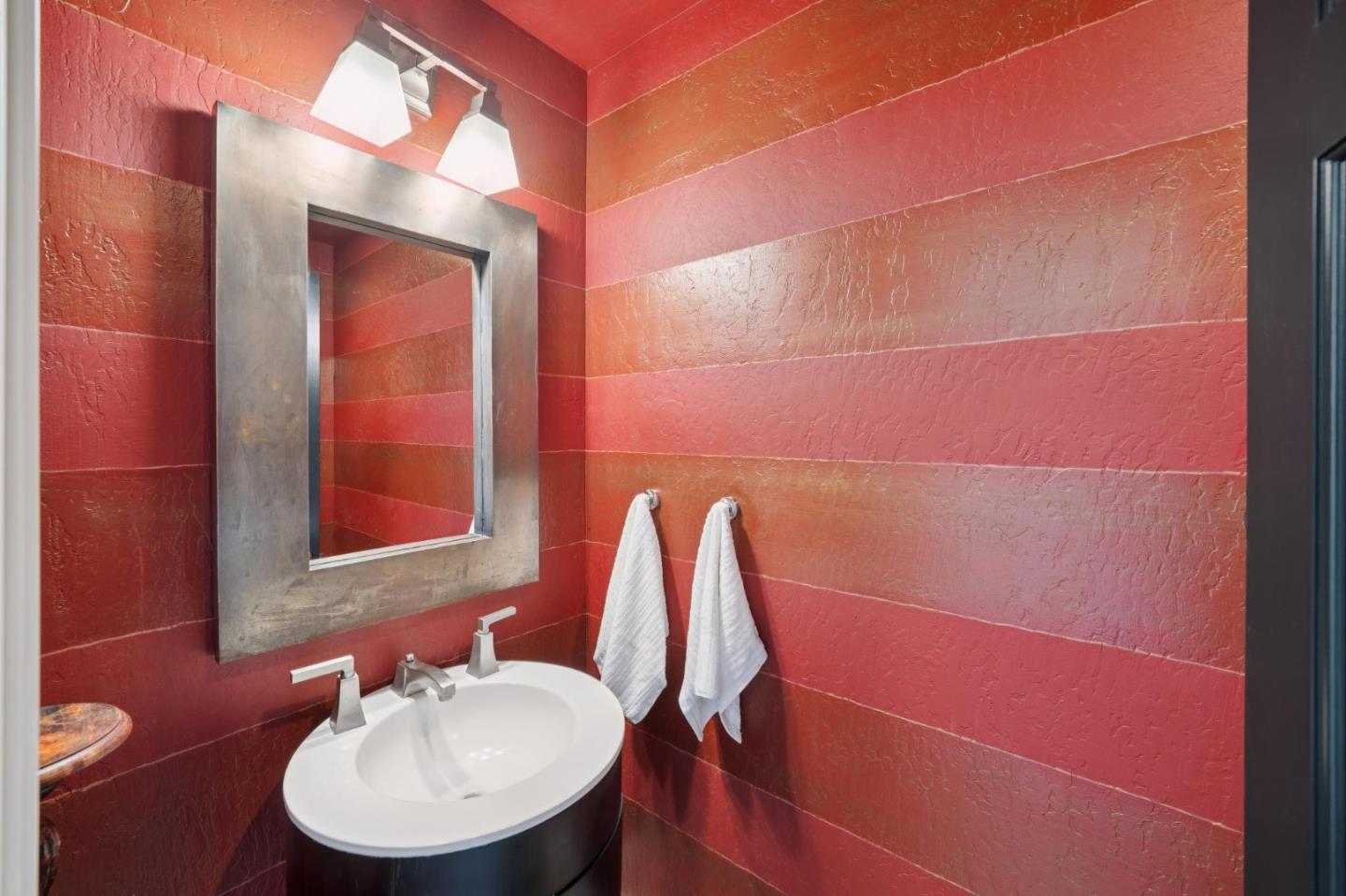 Detail Gallery Image 45 of 100 For 14990 Winchester Blvd, Los Gatos,  CA 95030 - 4 Beds | 3/2 Baths