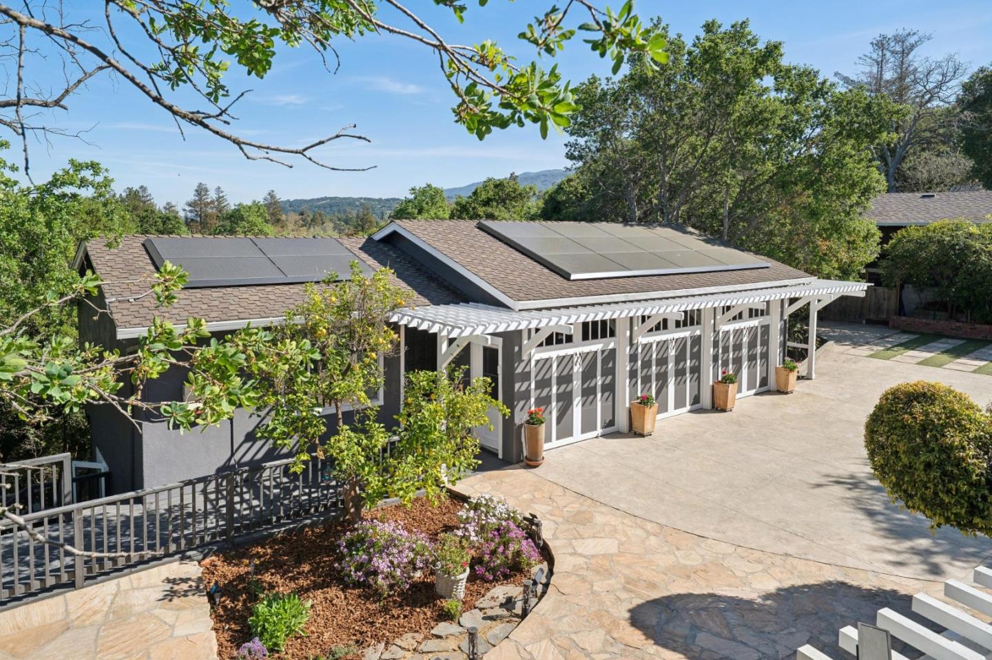 Detail Gallery Image 55 of 100 For 14990 Winchester Blvd, Los Gatos,  CA 95030 - 4 Beds | 3/2 Baths