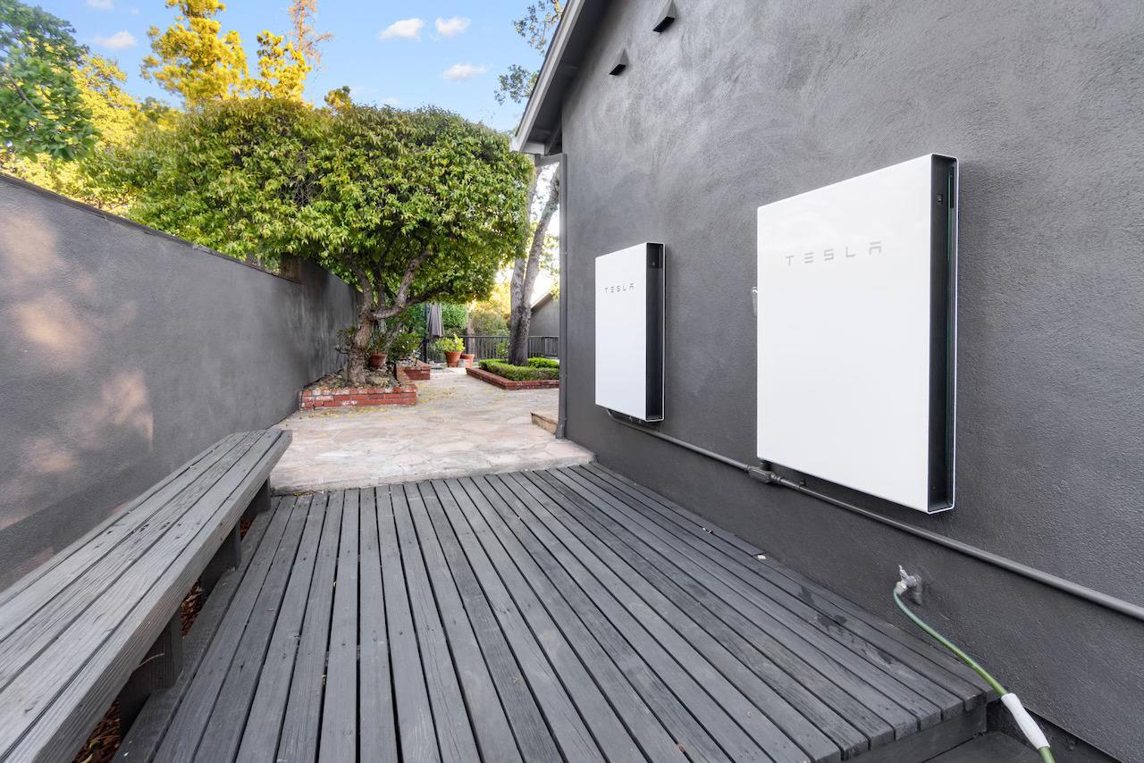 Detail Gallery Image 61 of 100 For 14990 Winchester Blvd, Los Gatos,  CA 95030 - 4 Beds | 3/2 Baths