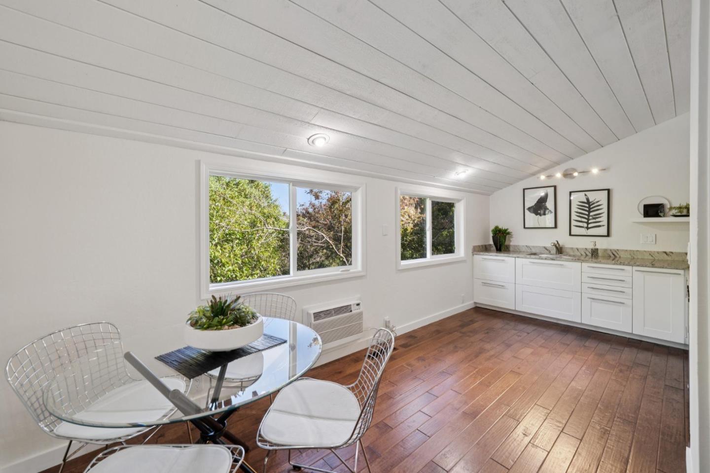 Detail Gallery Image 76 of 100 For 14990 Winchester Blvd, Los Gatos,  CA 95030 - 4 Beds | 3/2 Baths