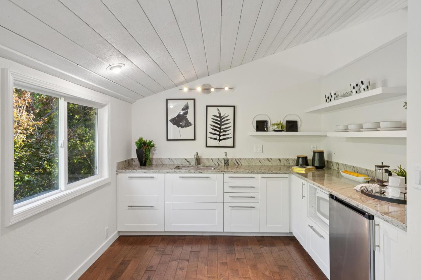 Detail Gallery Image 77 of 100 For 14990 Winchester Blvd, Los Gatos,  CA 95030 - 4 Beds | 3/2 Baths