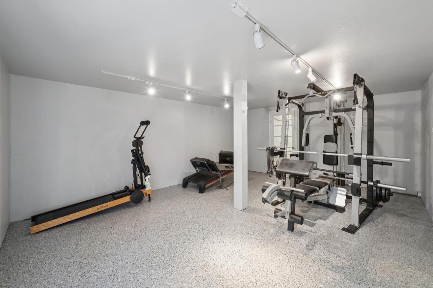 Detail Gallery Image 84 of 100 For 14990 Winchester Blvd, Los Gatos,  CA 95030 - 4 Beds | 3/2 Baths