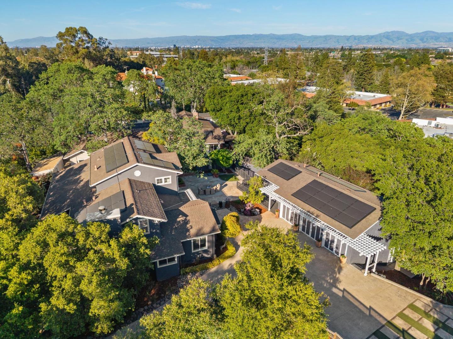 Detail Gallery Image 92 of 100 For 14990 Winchester Blvd, Los Gatos,  CA 95030 - 4 Beds | 3/2 Baths