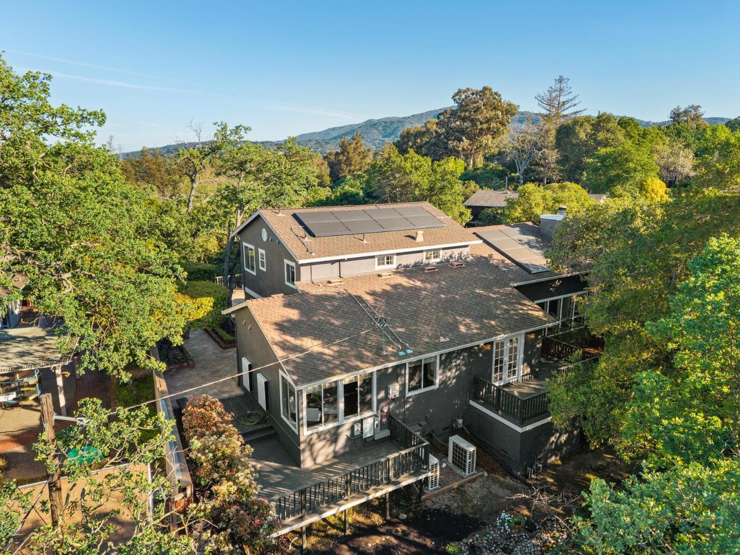 Detail Gallery Image 93 of 100 For 14990 Winchester Blvd, Los Gatos,  CA 95030 - 4 Beds | 3/2 Baths