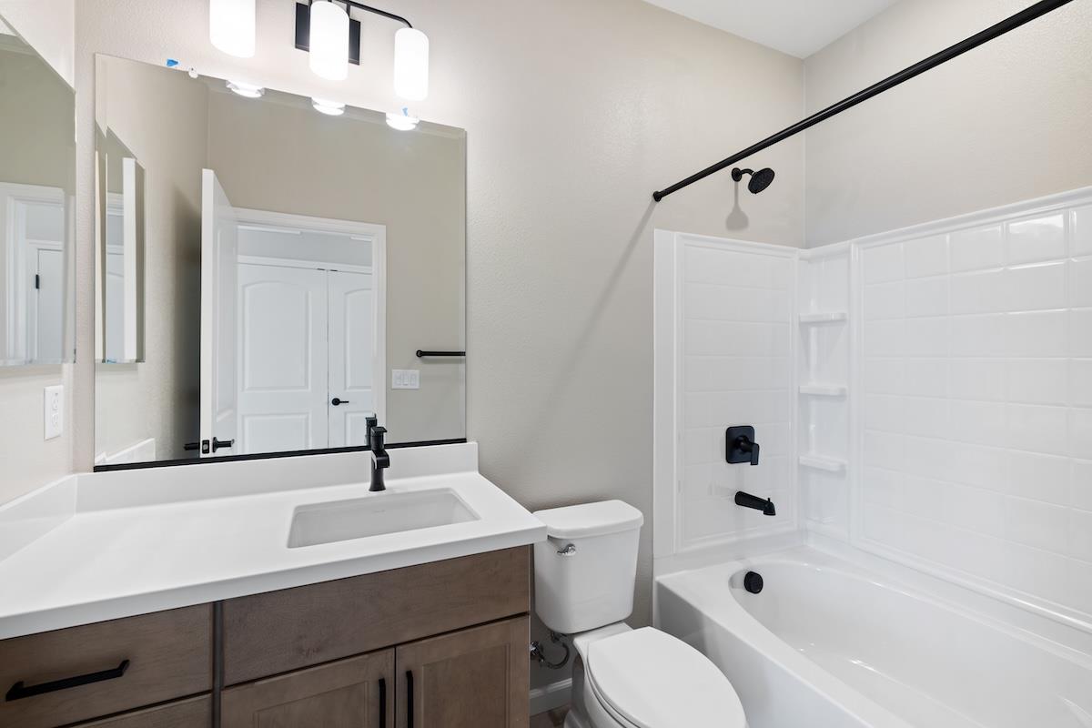 Detail Gallery Image 20 of 30 For 715 Altino Blvd, San Jose,  CA 95136 - 4 Beds | 3/1 Baths