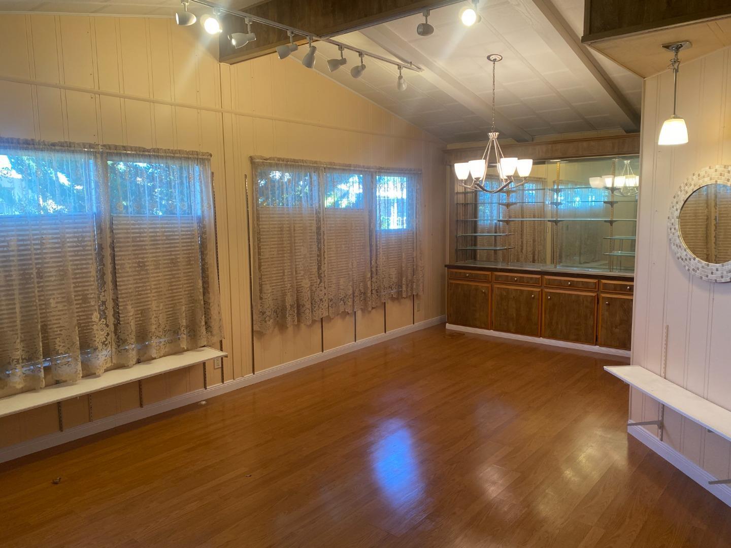 Detail Gallery Image 4 of 21 For 827 Villa Teresa Way #827,  San Jose,  CA 95123 - 2 Beds | 2 Baths