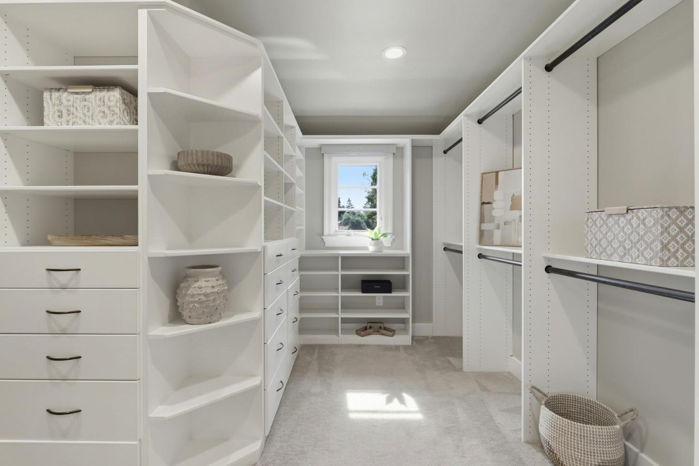 Detail Gallery Image 37 of 92 For 819 Morse St, San Jose,  CA 95126 - 5 Beds | 4/1 Baths