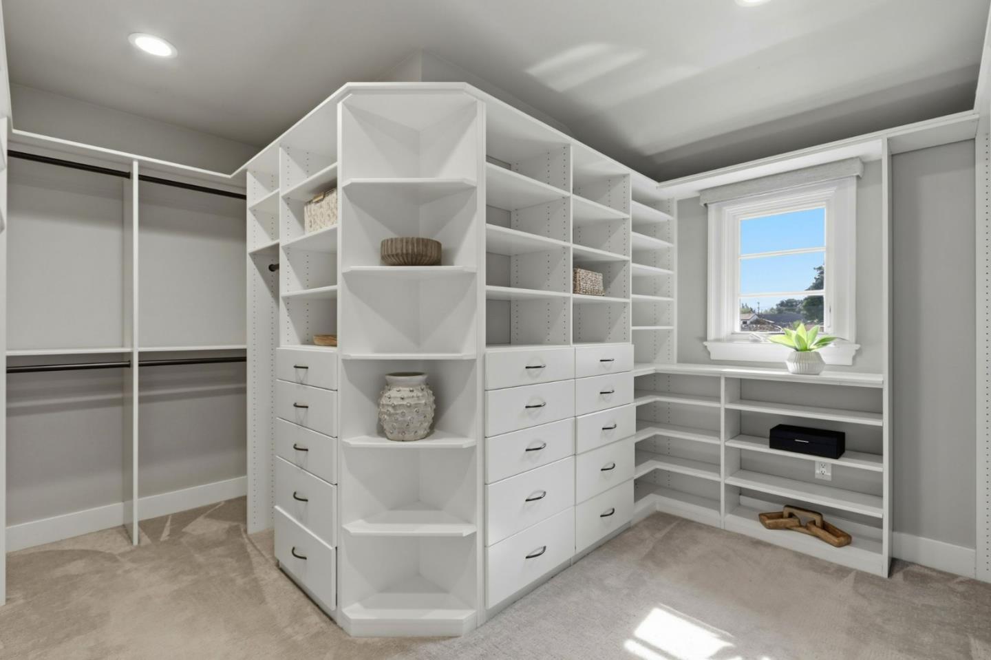 Detail Gallery Image 38 of 92 For 819 Morse St, San Jose,  CA 95126 - 5 Beds | 4/1 Baths