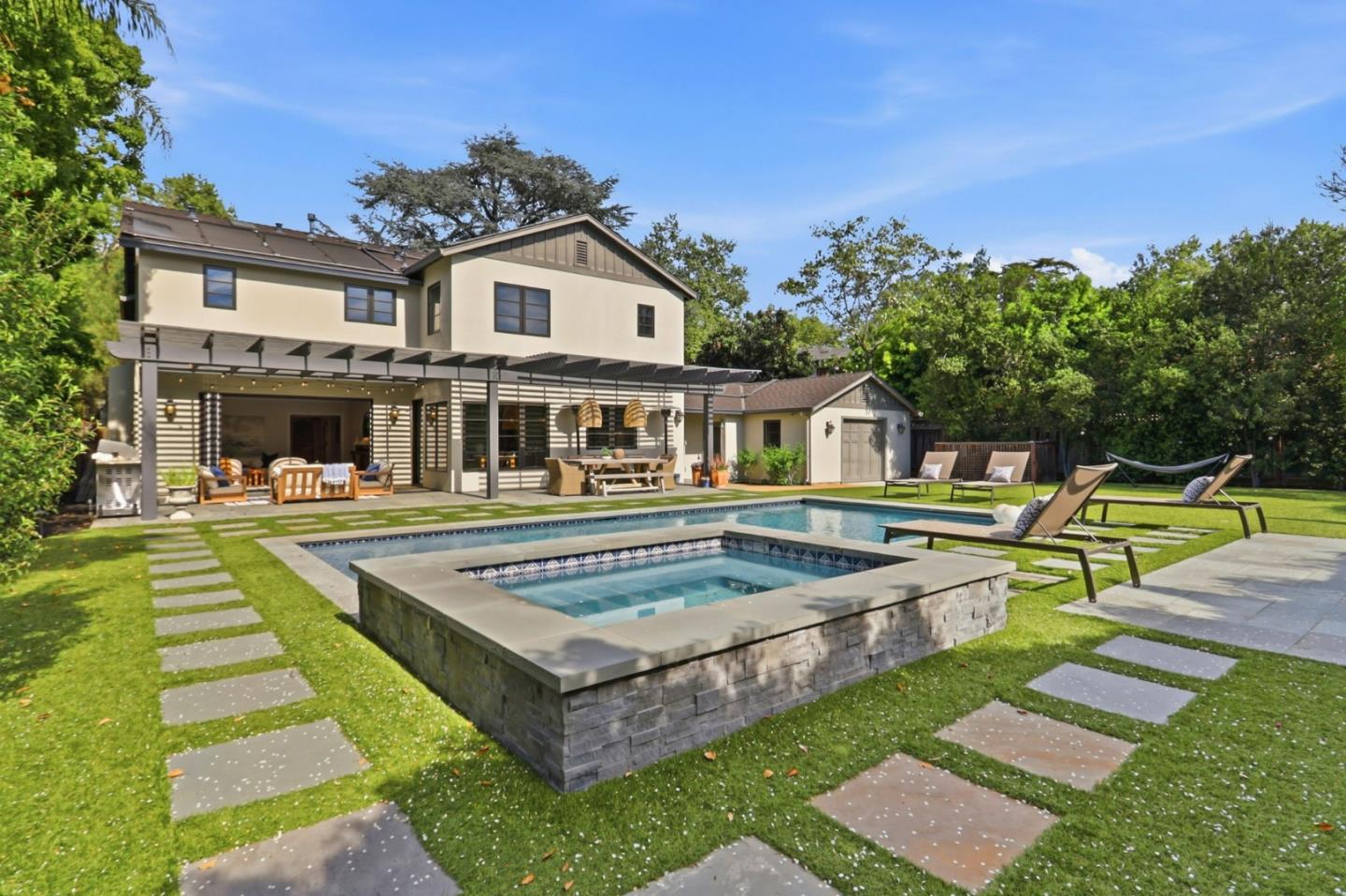 Detail Gallery Image 67 of 92 For 819 Morse St, San Jose,  CA 95126 - 5 Beds | 4/1 Baths