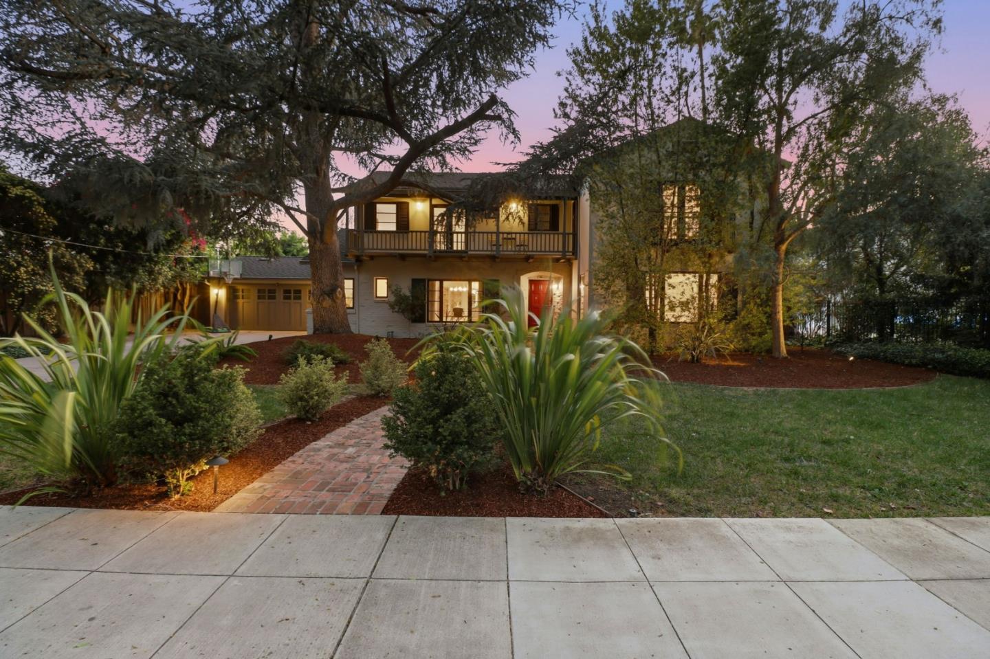 Detail Gallery Image 79 of 92 For 819 Morse St, San Jose,  CA 95126 - 5 Beds | 4/1 Baths