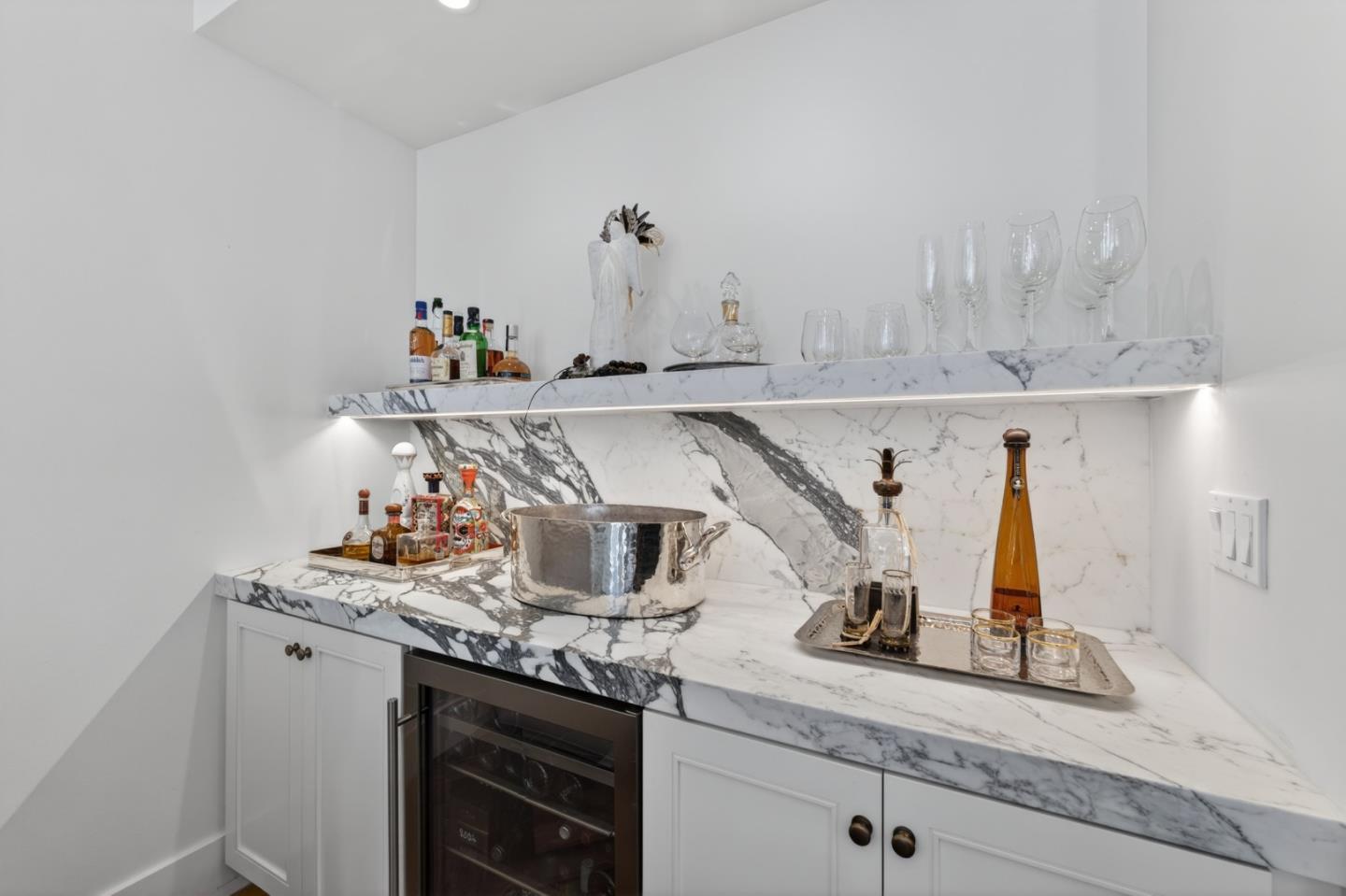 Photo #10: ML82038981 Listing: Photo #10