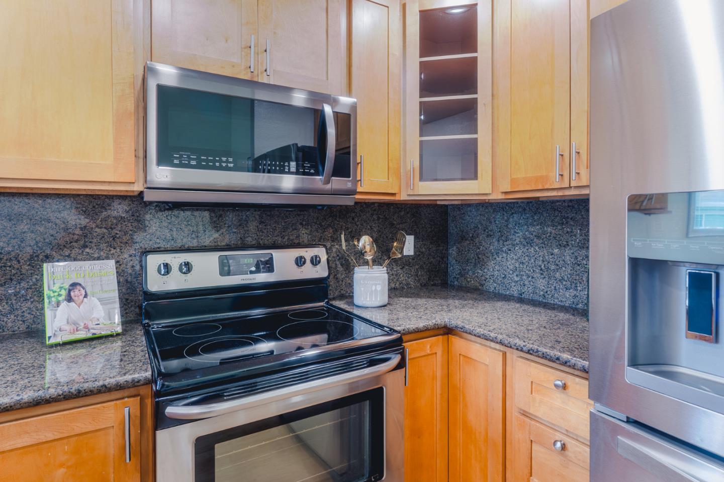 Detail Gallery Image 17 of 38 For 4010 Williams Rd #4,  San Jose,  CA 95117 - 2 Beds | 2 Baths