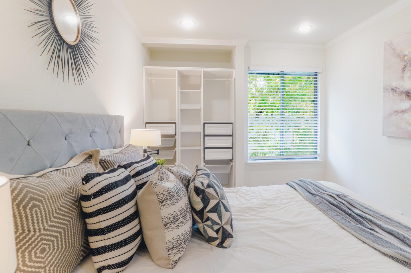 Detail Gallery Image 33 of 38 For 4010 Williams Rd #4,  San Jose,  CA 95117 - 2 Beds | 2 Baths