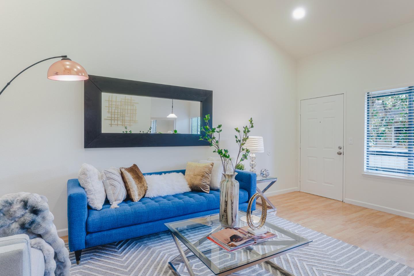 Detail Gallery Image 4 of 38 For 4010 Williams Rd #4,  San Jose,  CA 95117 - 2 Beds | 2 Baths