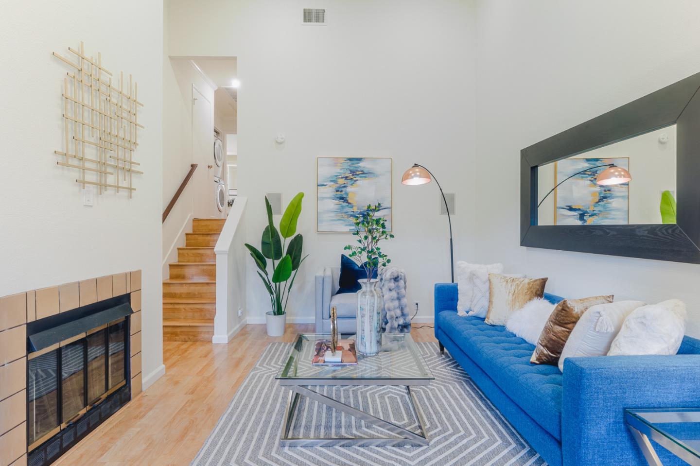 Detail Gallery Image 5 of 38 For 4010 Williams Rd #4,  San Jose,  CA 95117 - 2 Beds | 2 Baths